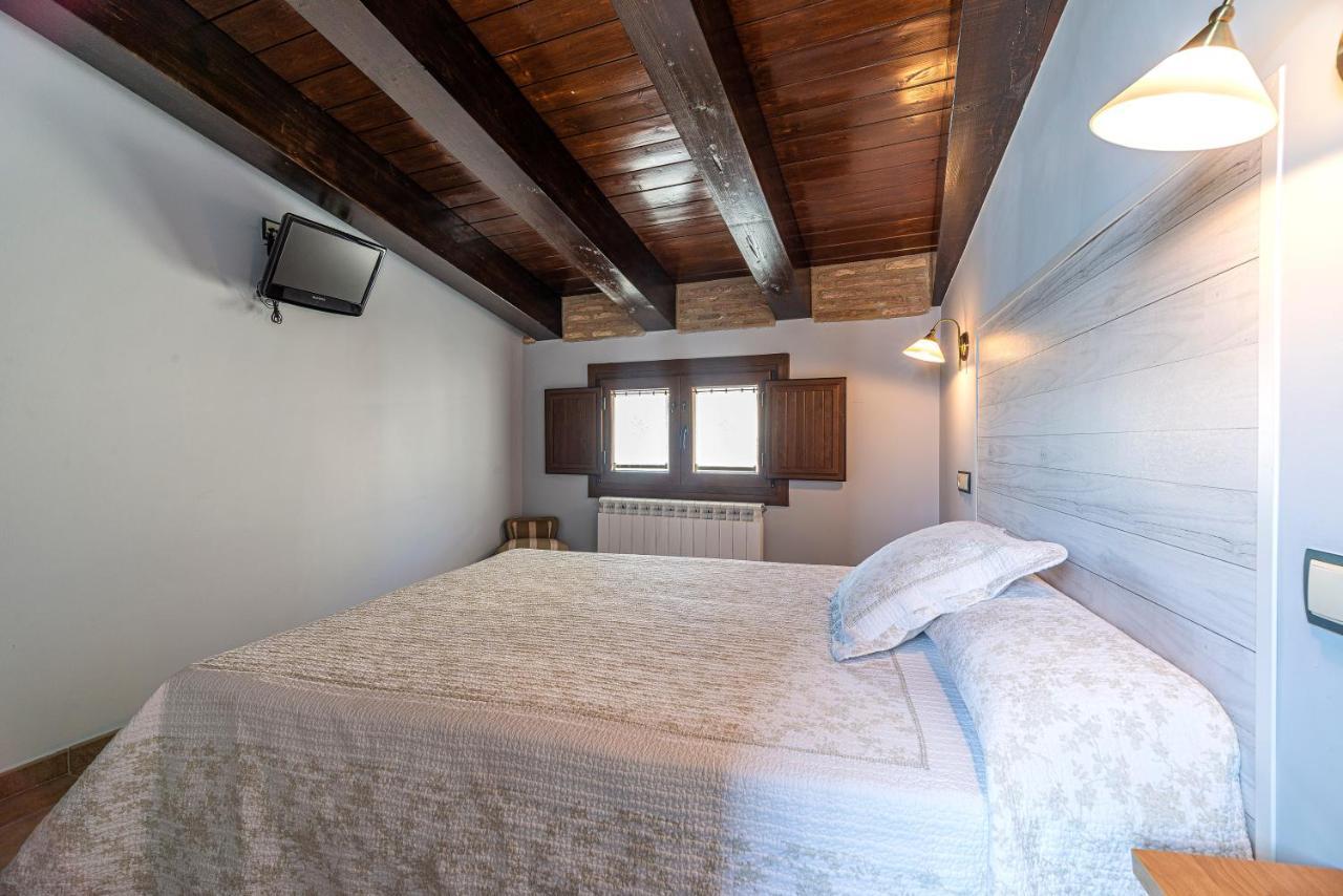 Aitetxe Laguardia Guest House Bagian luar foto